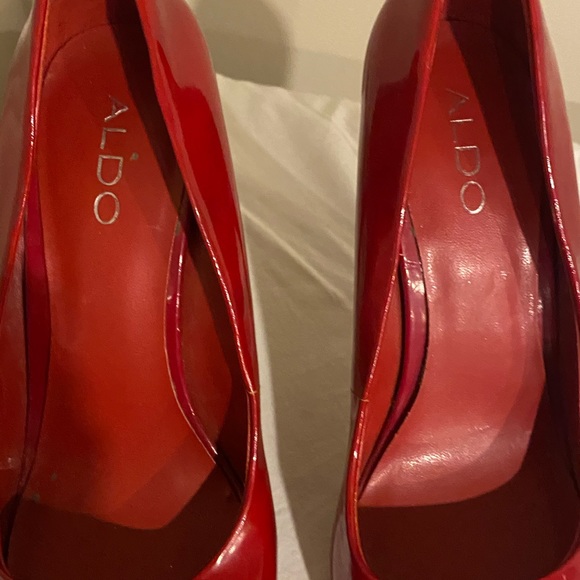 Sexy red patent leather all those pumps in great condition - Picture 2 of 5